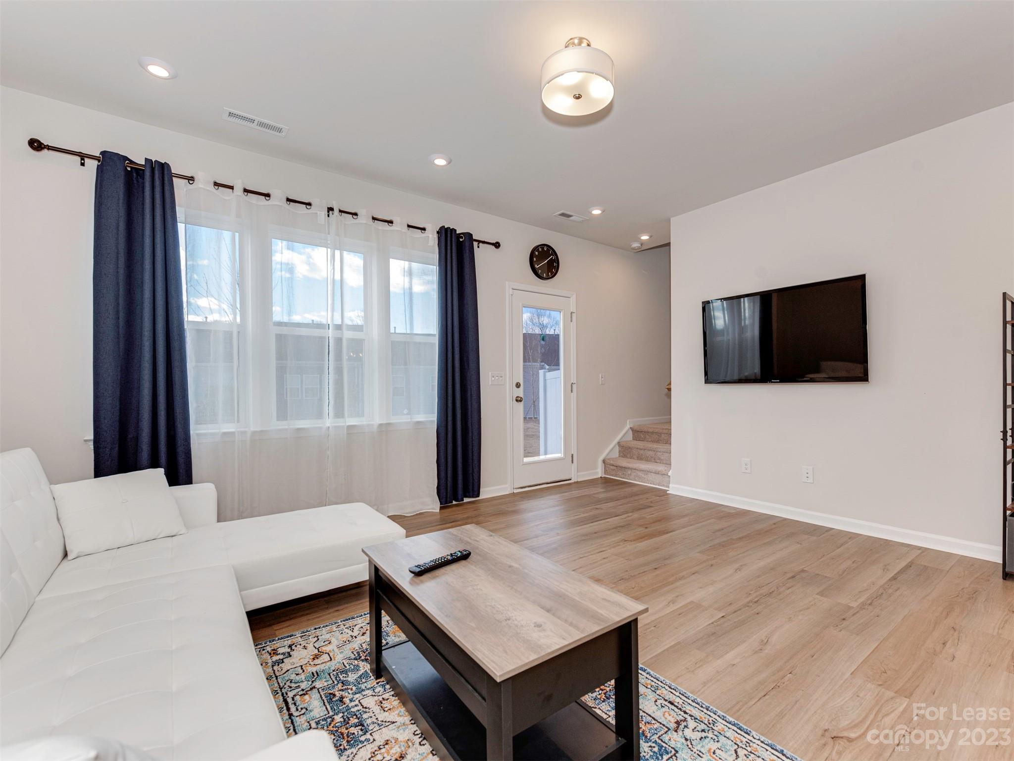 Pergola at Farmington - Residential Lease