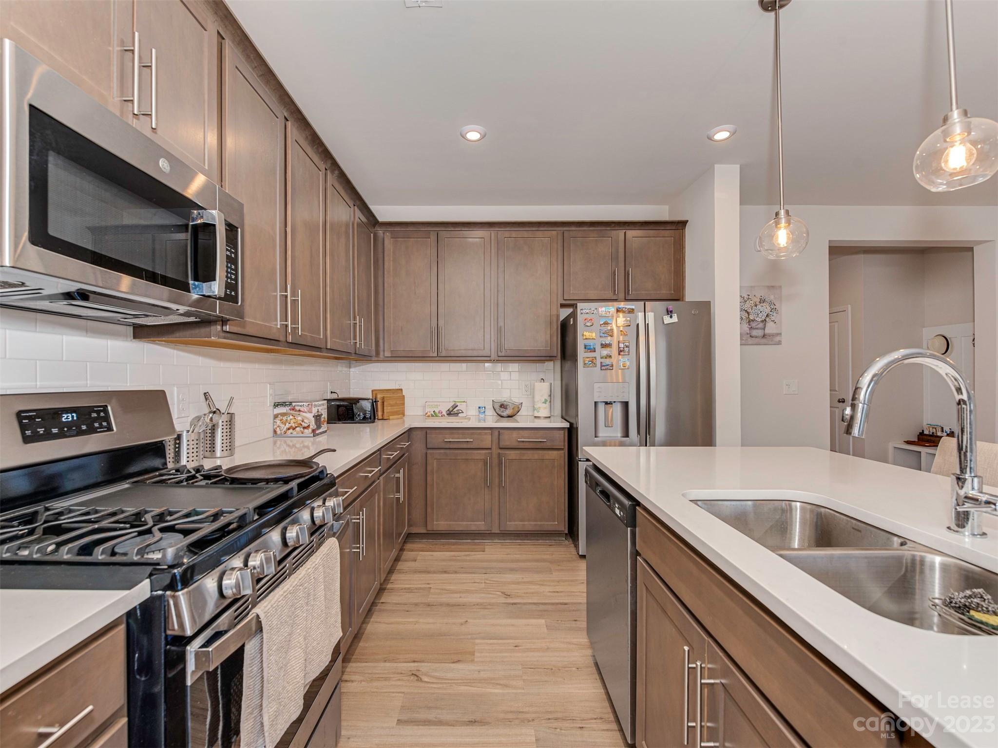 Pergola at Farmington - Residential Lease