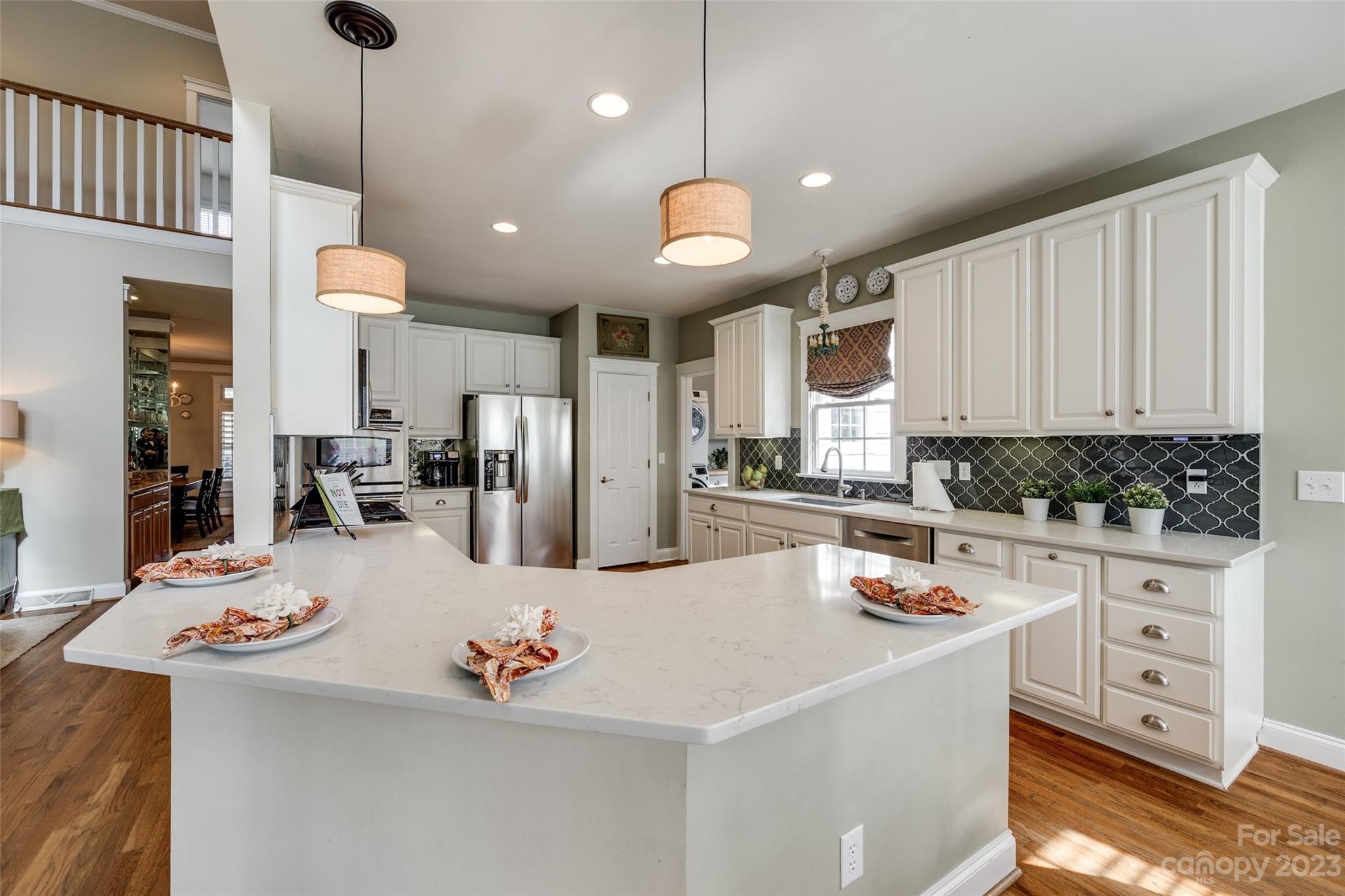 Lake Shore - Residential