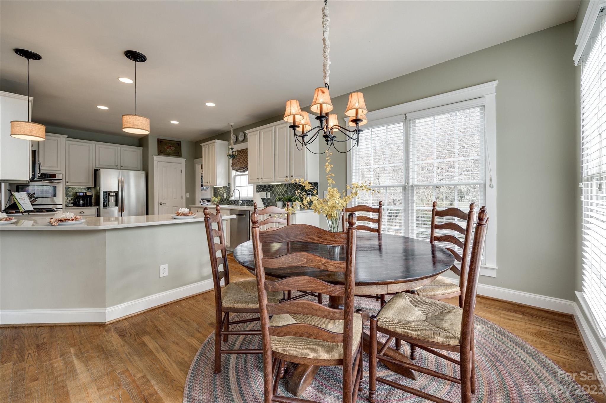 Lake Shore - Residential