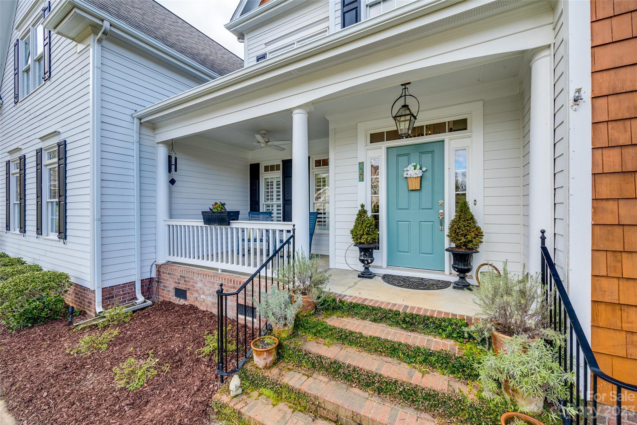 Lake Shore - Residential