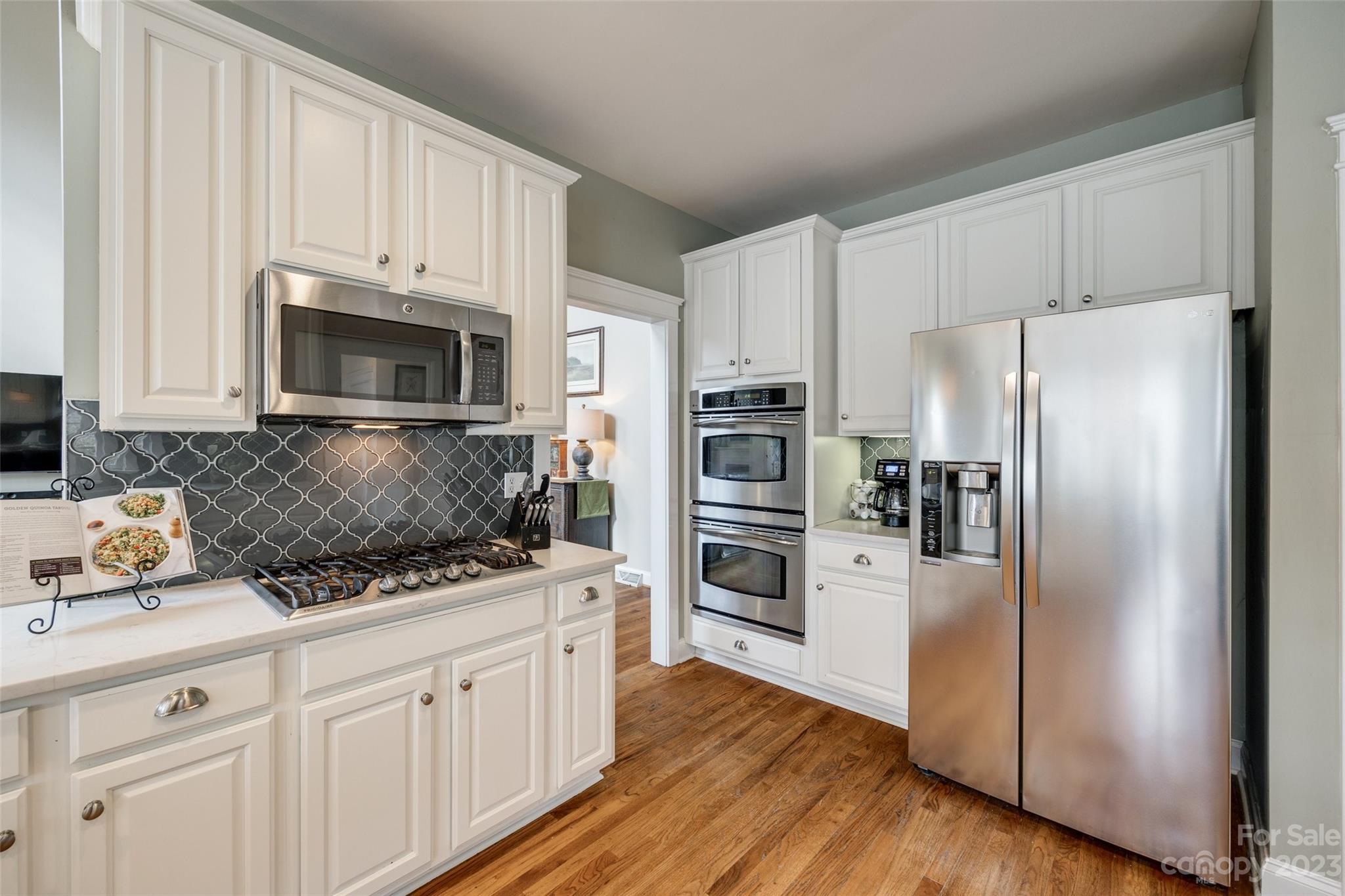 Lake Shore - Residential