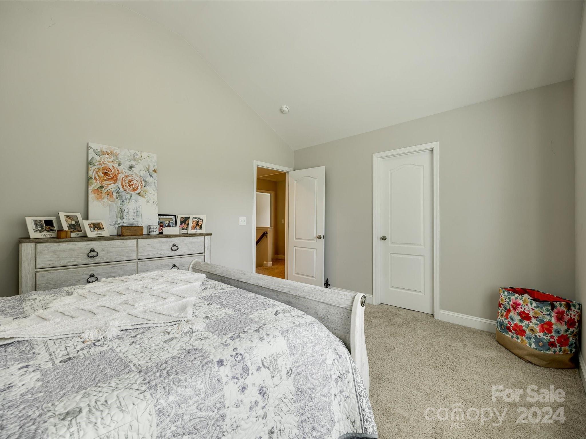 Stoneridge Lakes - Residential