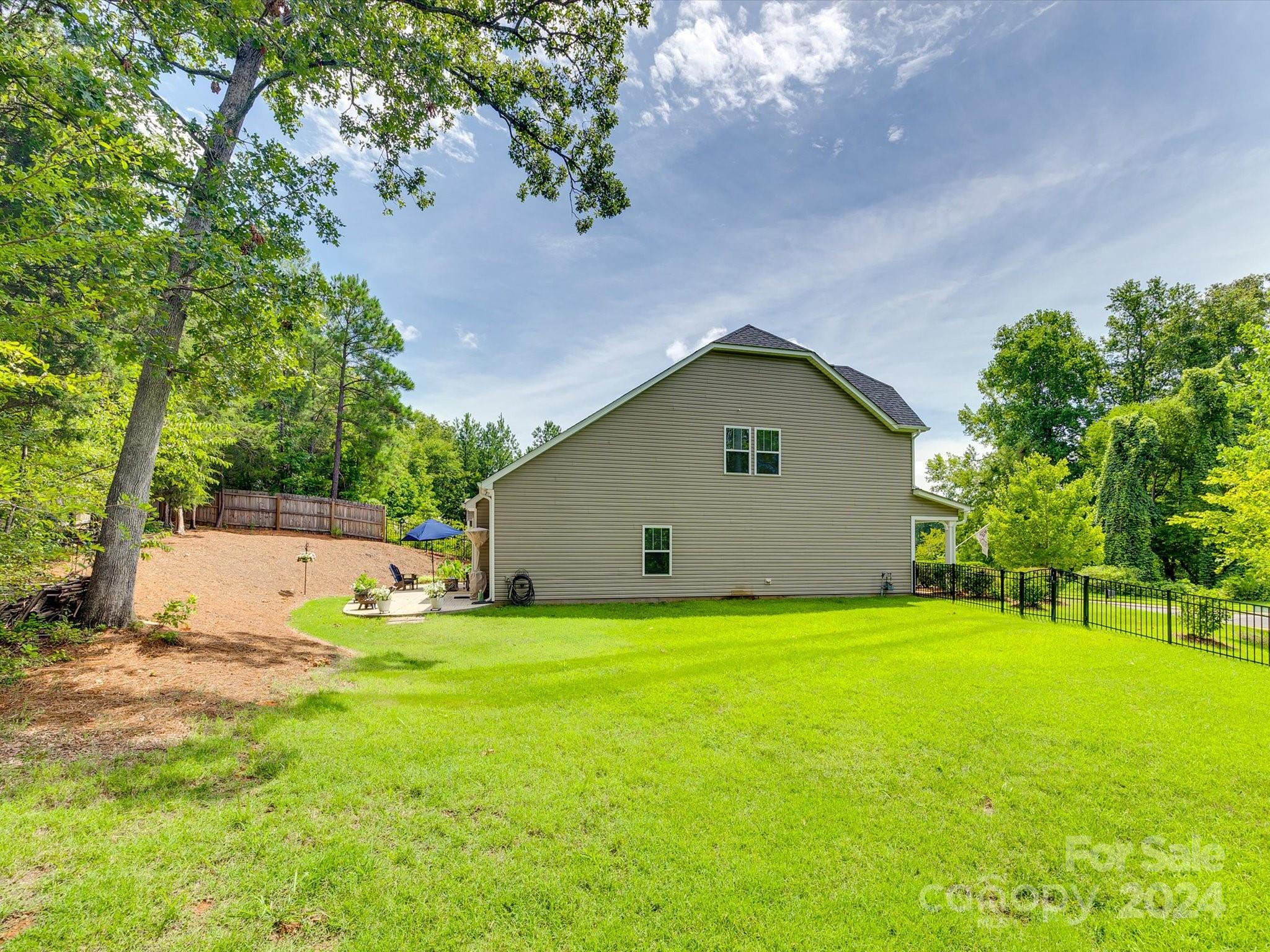 Stoneridge Lakes - Residential
