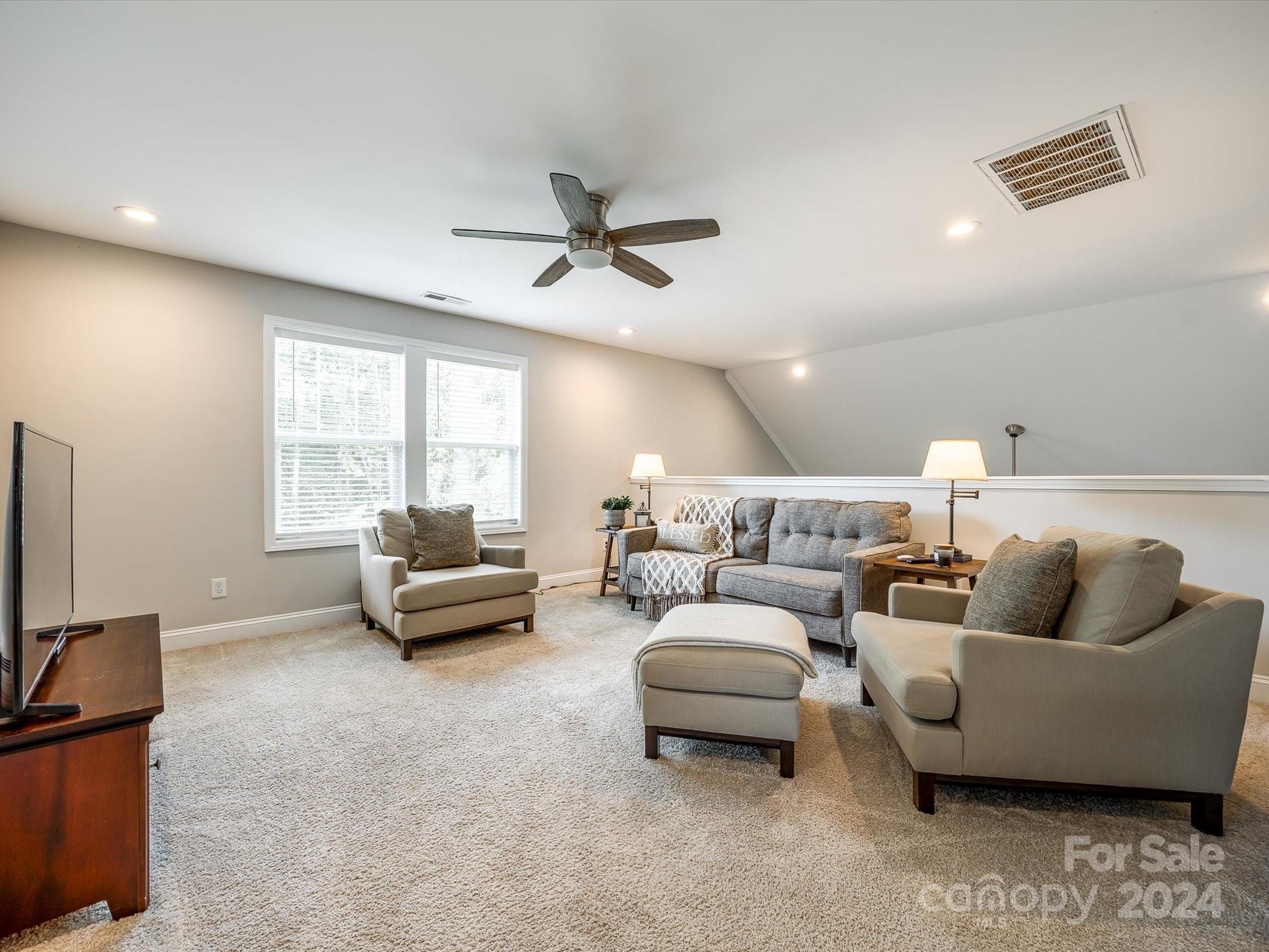 Stoneridge Lakes - Residential