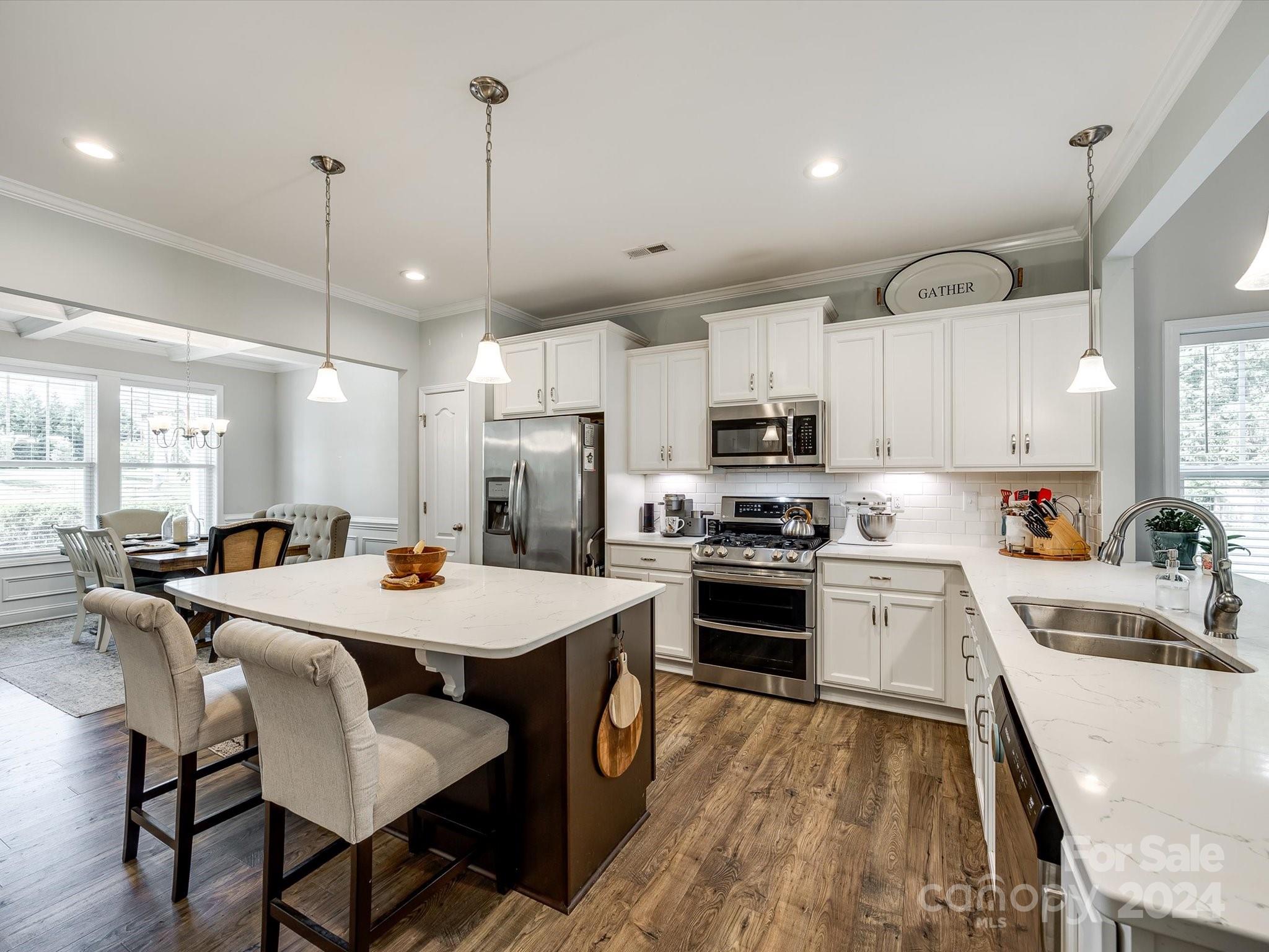 Stoneridge Lakes - Residential