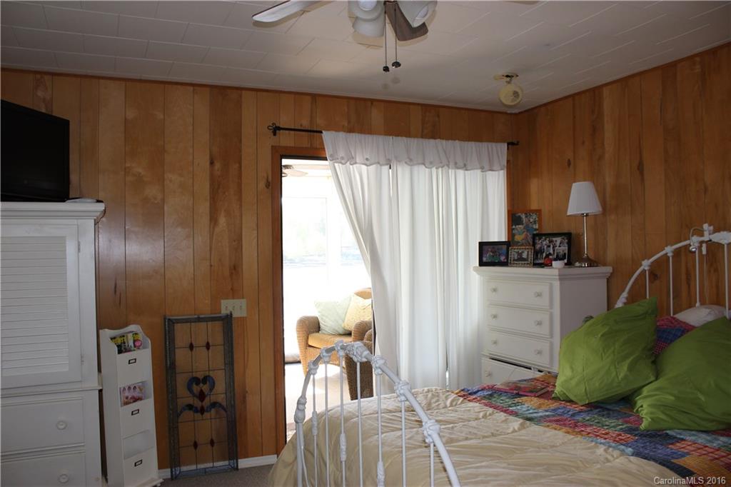 Lake Summit - Residential