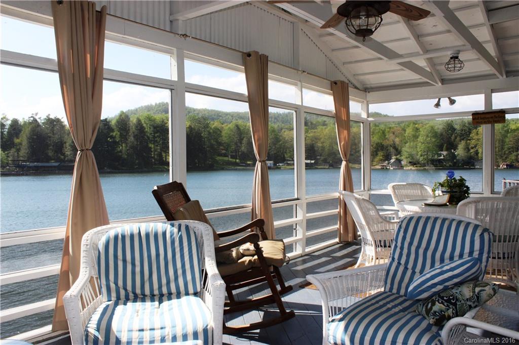 Lake Summit - Residential