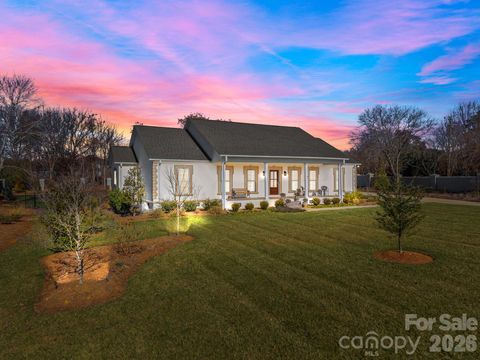 Photo of 102 Polo Drive, Salisbury, NC 28144 (MLS # 4337590)