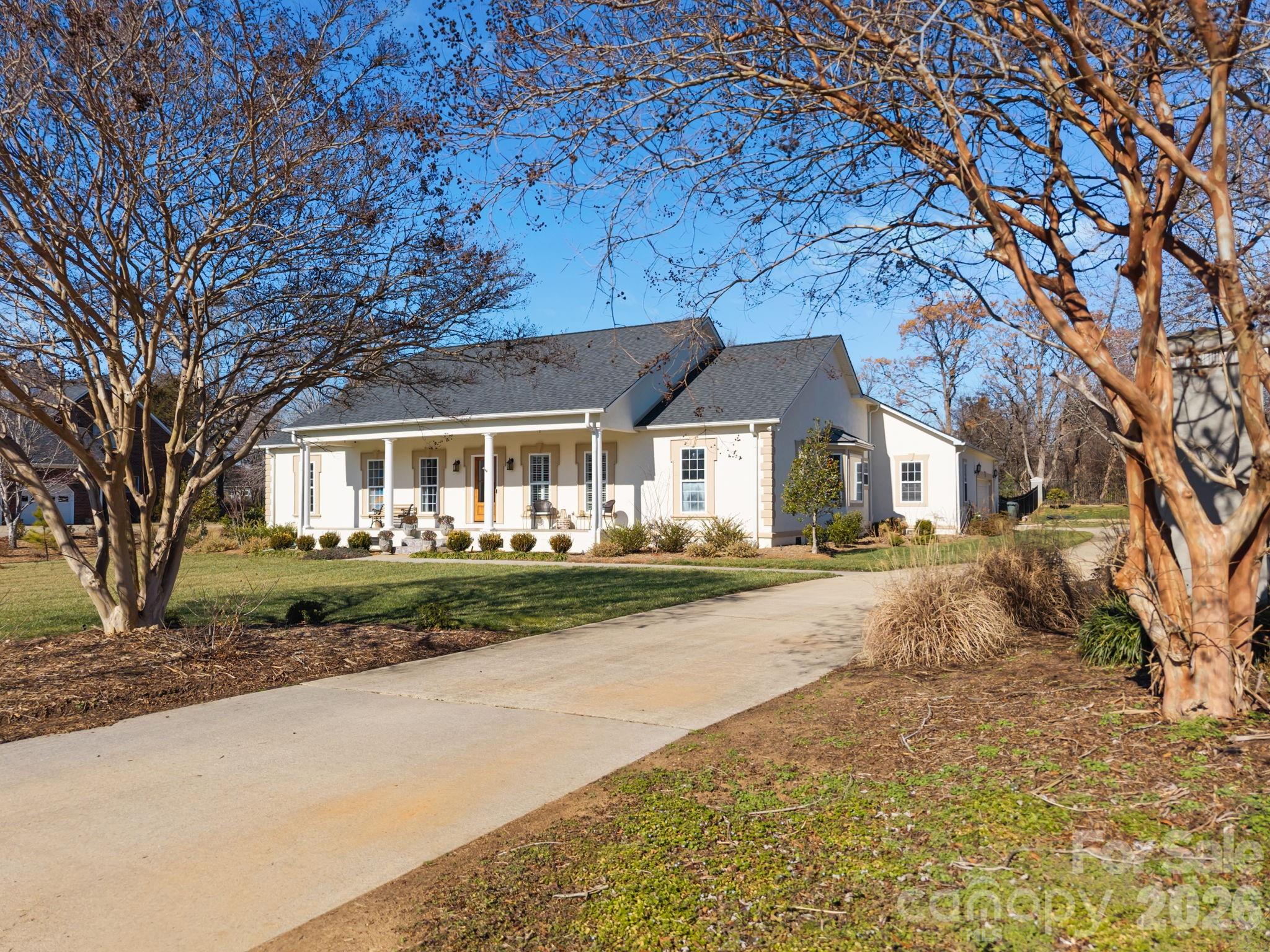 Country Club Hills - Residential