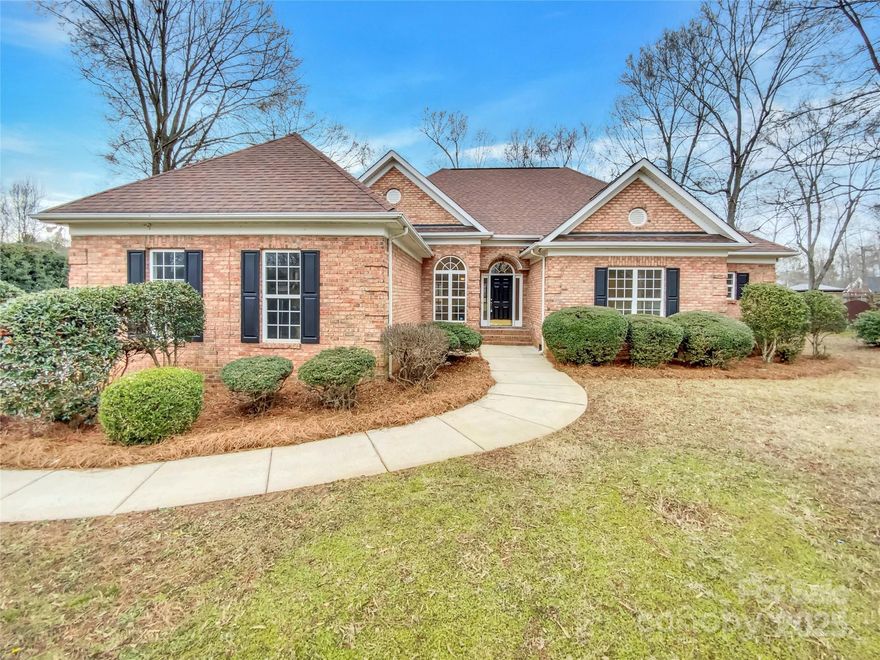 This charming ranch-style all-brick home offers an ideal blend of comfort and functionality. With 3 spacious bedrooms and a great open floorplan, it’s perfect for modern living. The home features a side-entry garage, providing added curb appeal and convenience. Step outside to a large backyard surrounded by mature trees, offering plenty of space for outdoor activities or relaxation. The covered back porch is an inviting space for enjoying the outdoors year-round. Whether you’re hosting gatherings or unwinding after a long day, this home is designed for easy living and enjoyable moments.