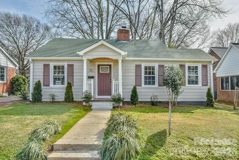 Photo of 2117 Scott Avenue, Charlotte, NC 28203 (MLS # 4384043)
