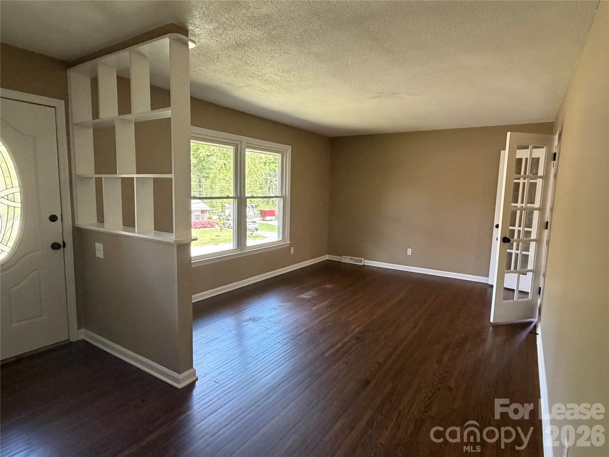 1180 Huntsmoor Drive