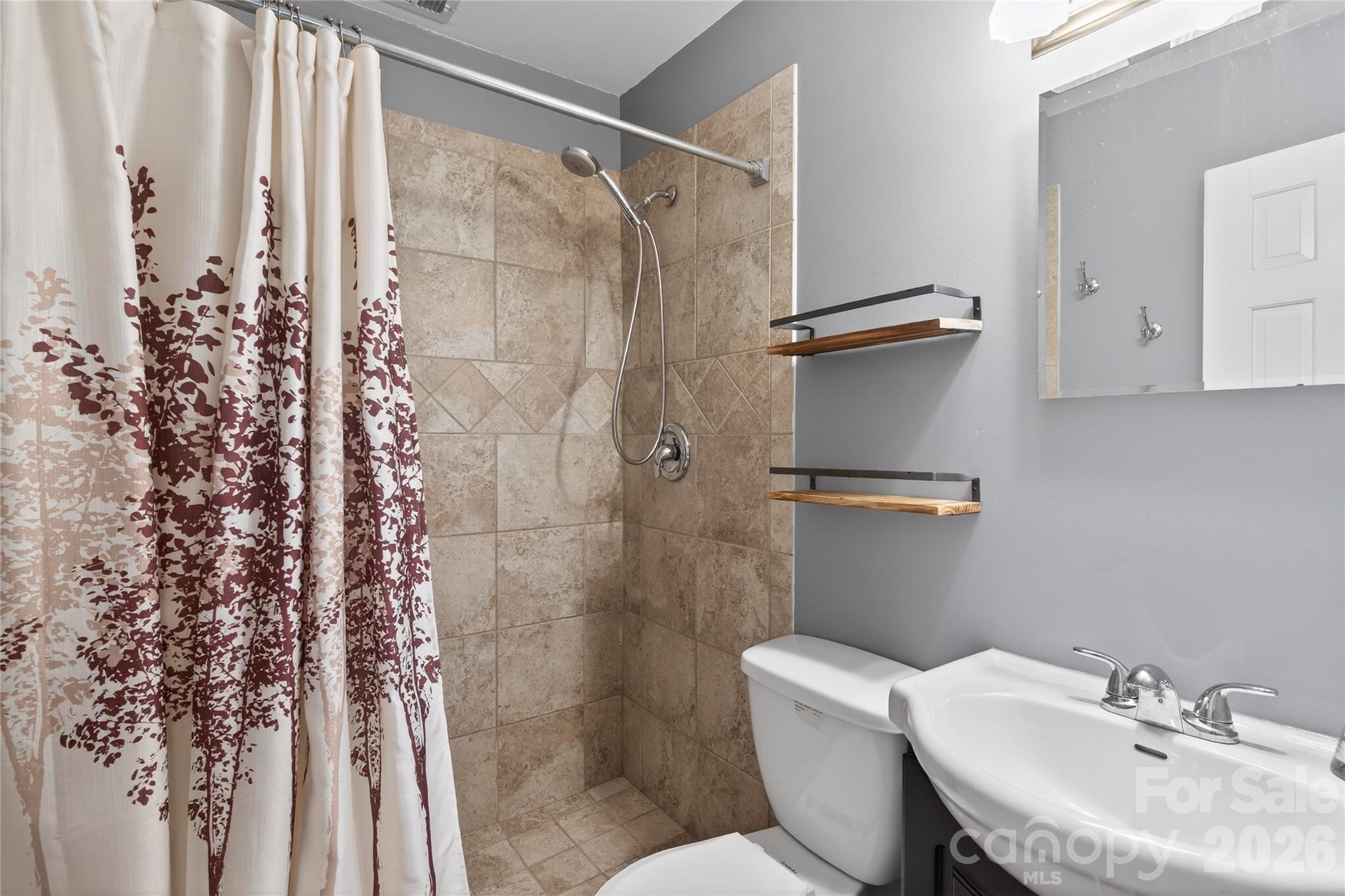 Bishops Ridge - Residential