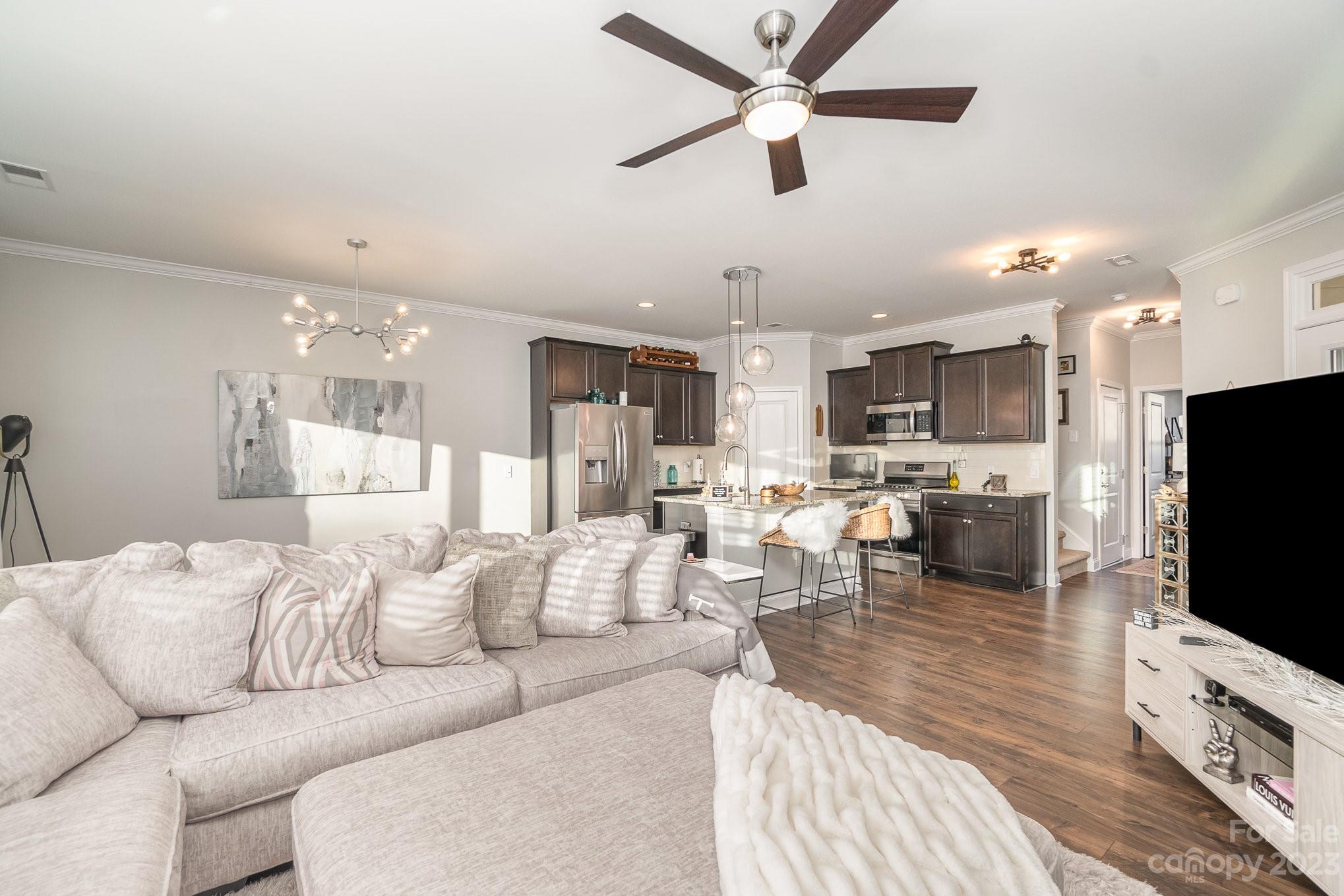 The Woods at Davis Lake - Residential