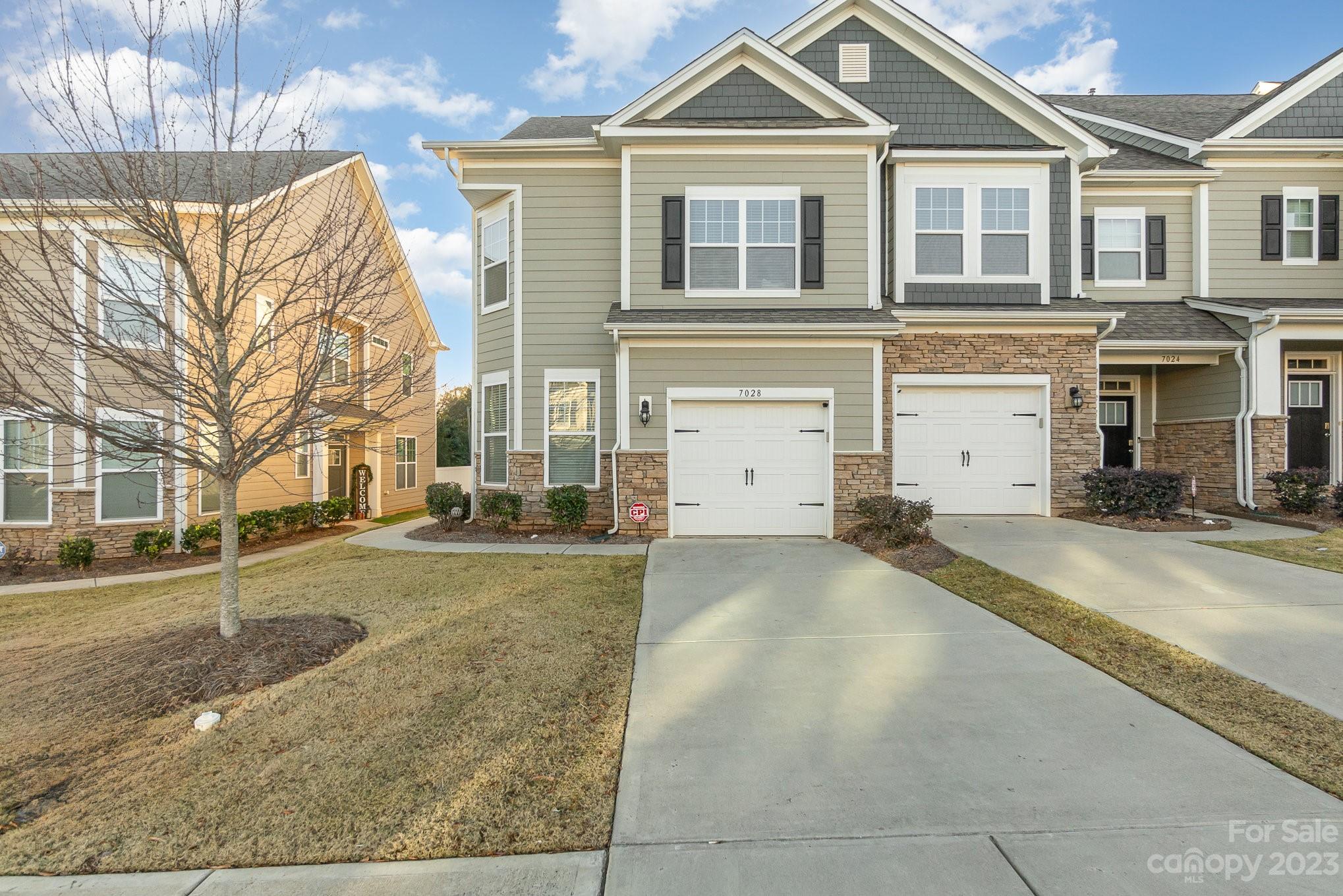 The Woods at Davis Lake - Residential