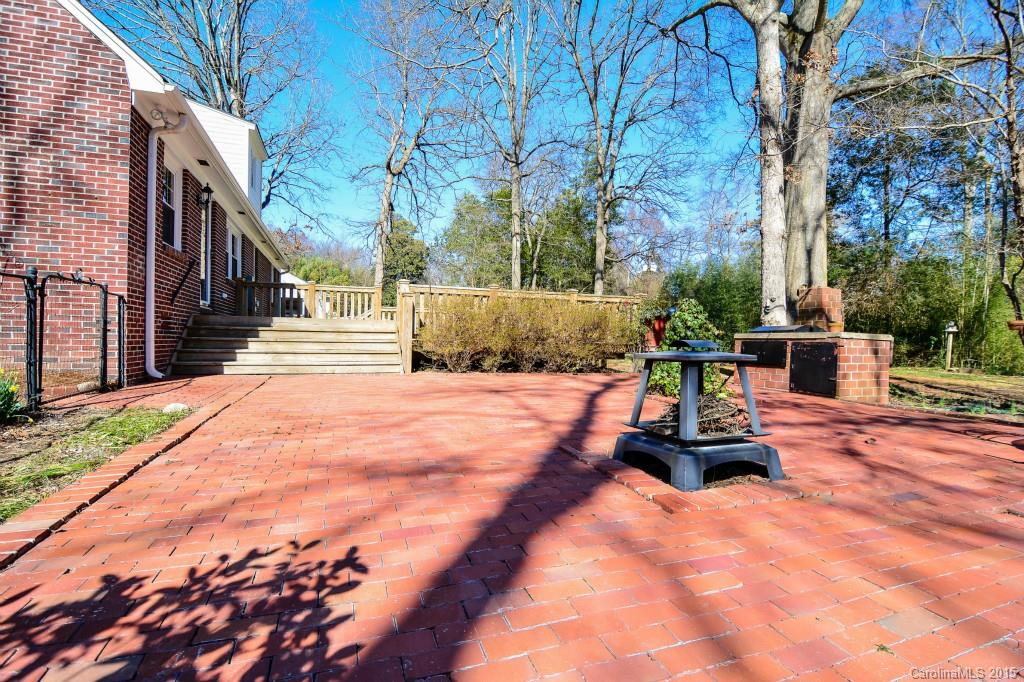 Country Club Estates - Residential