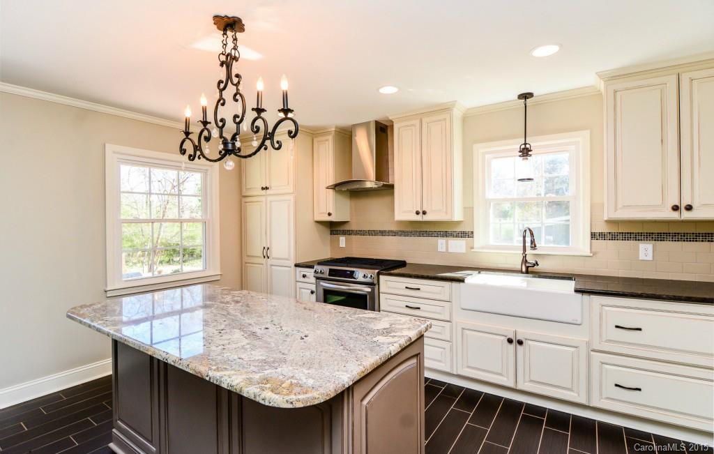 Country Club Estates - Residential