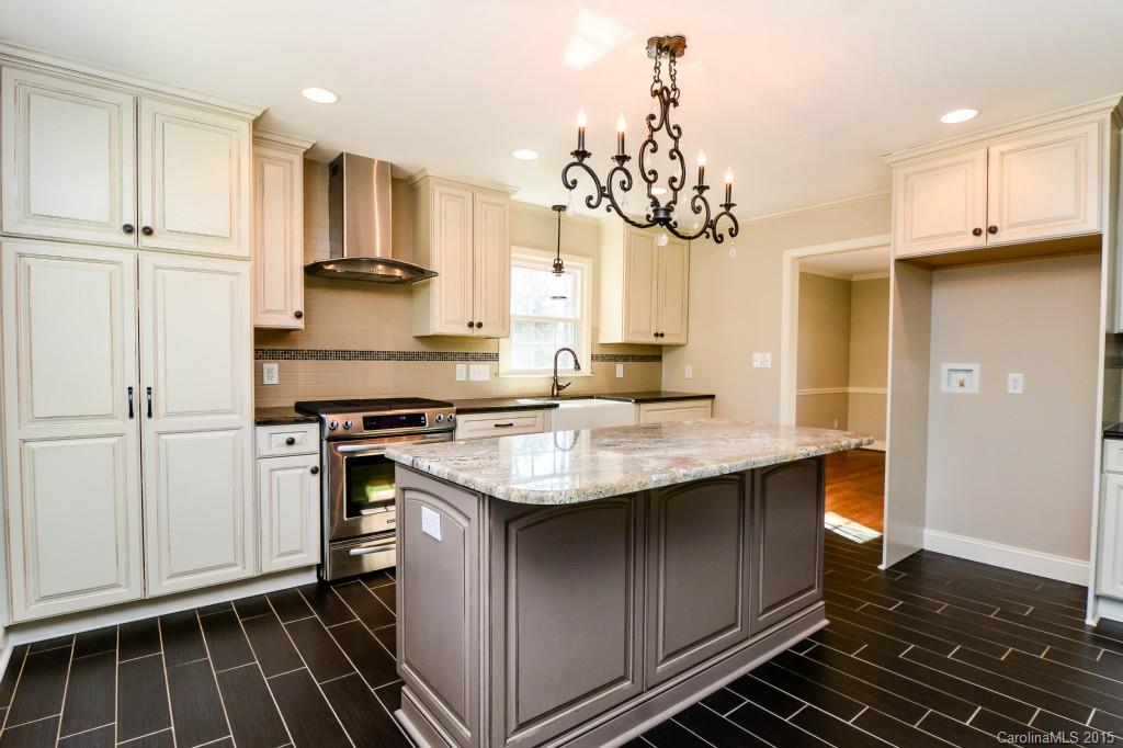 Country Club Estates - Residential