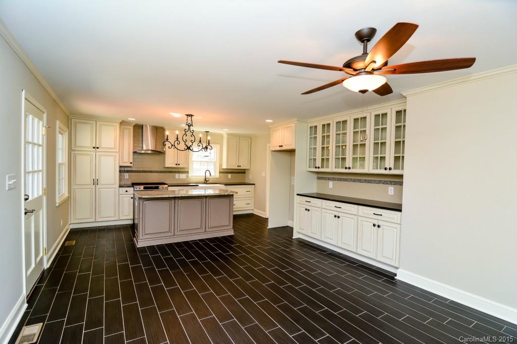 Country Club Estates - Residential