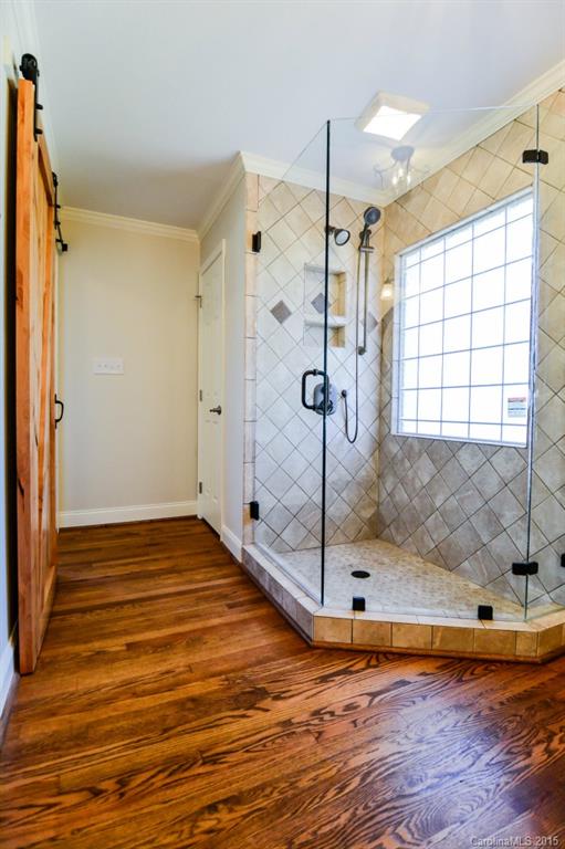 Country Club Estates - Residential