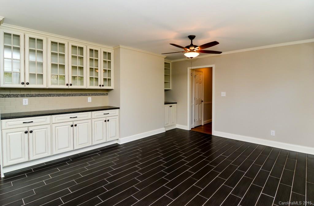 Country Club Estates - Residential