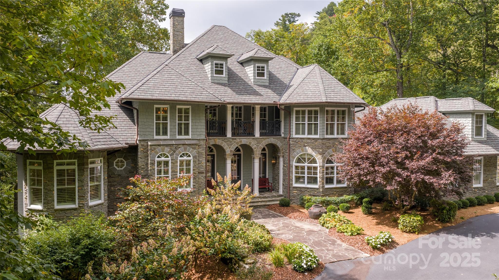 Highland Falls Country Club - Residential