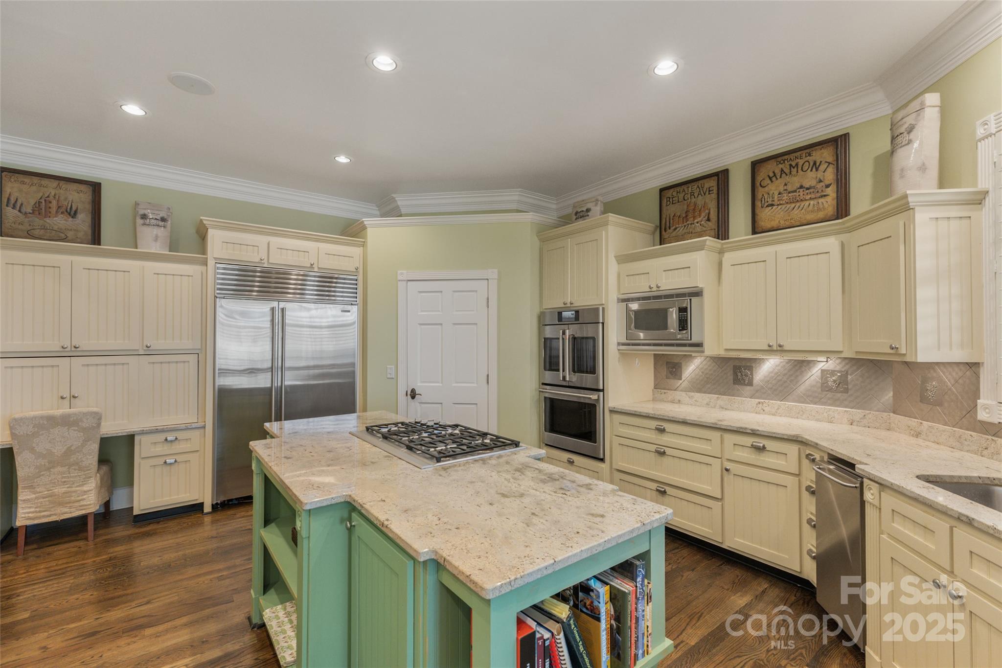 Highland Falls Country Club - Residential