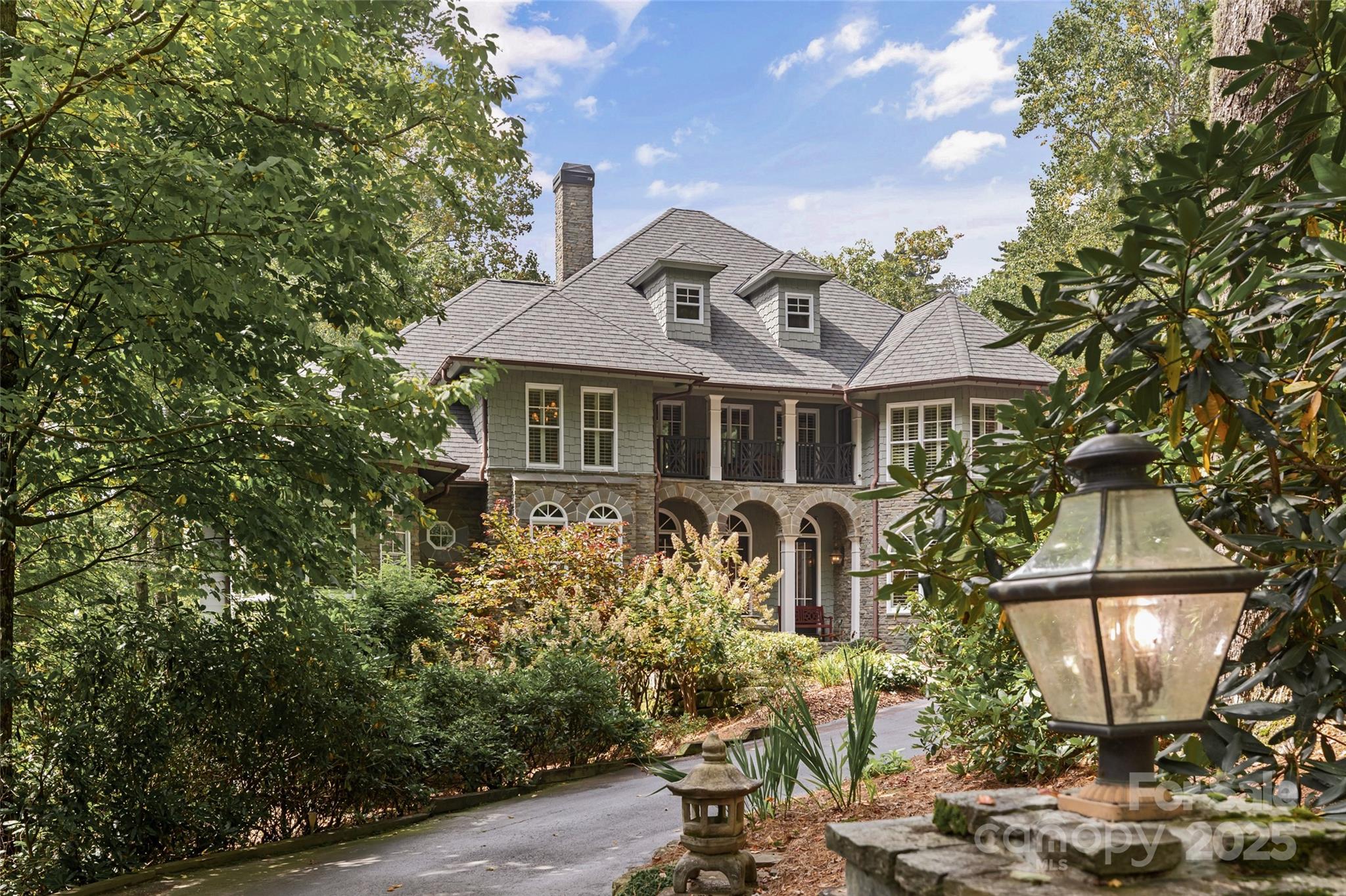 Highland Falls Country Club - Residential