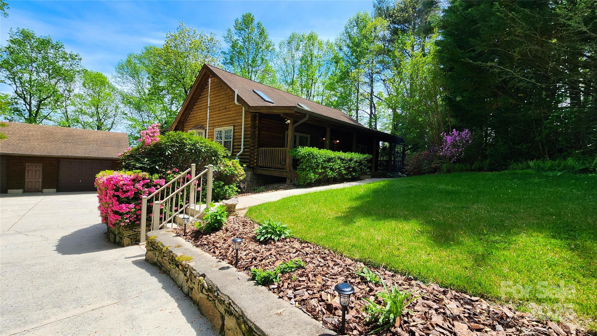 336 Winding Way Lane