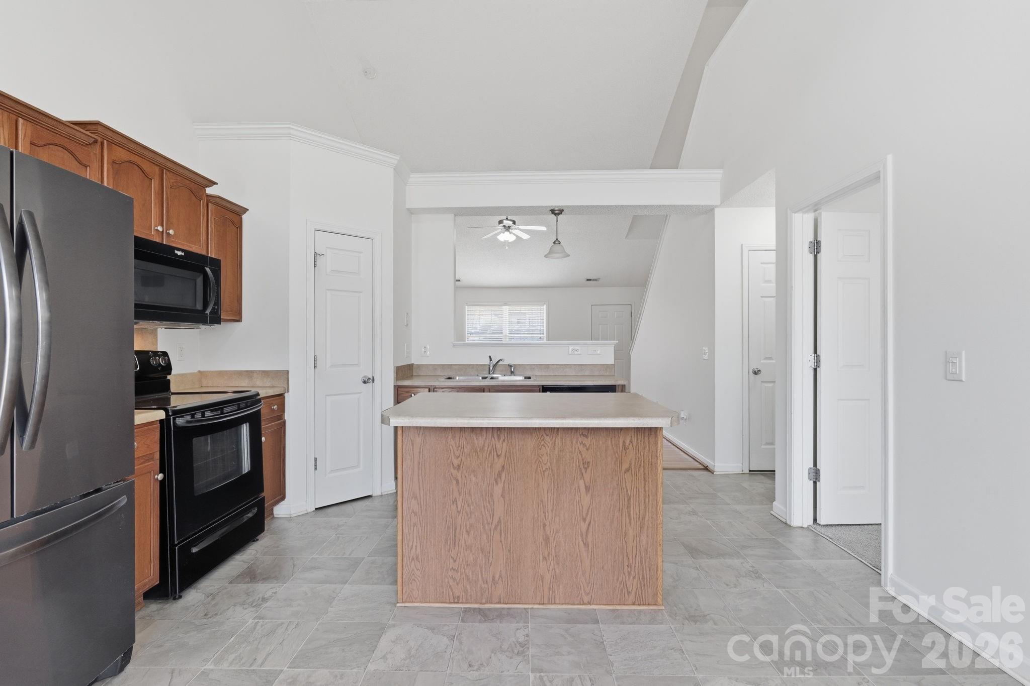 Hallmark Glen - Residential