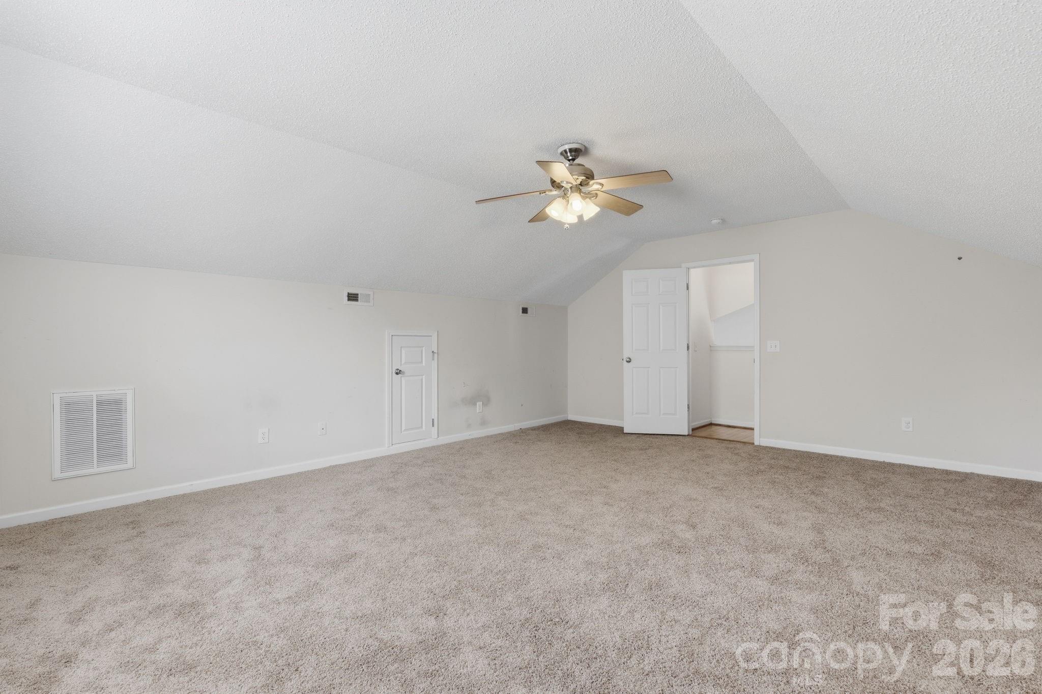 Hallmark Glen - Residential