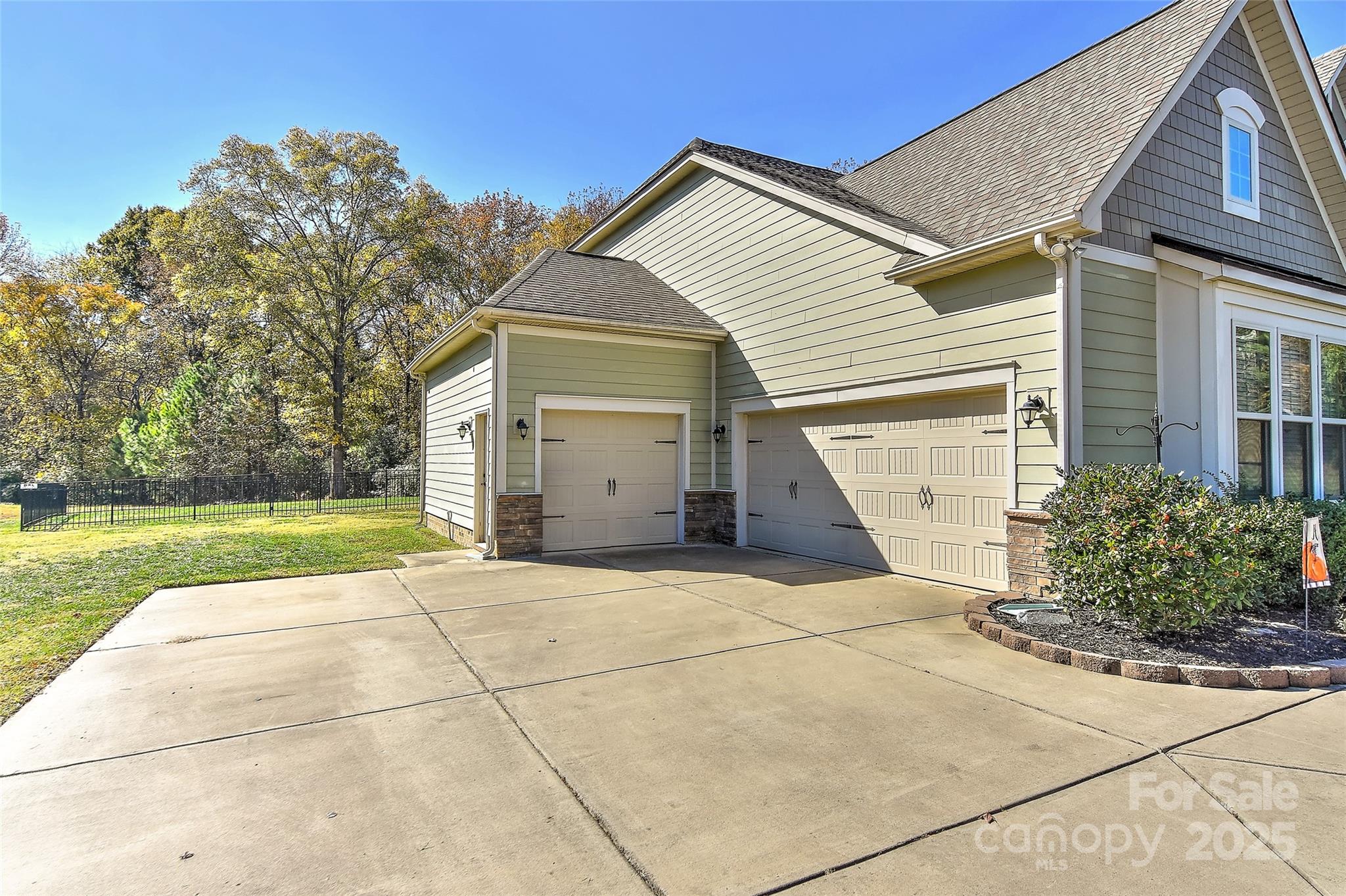 Secrest Village - Residential