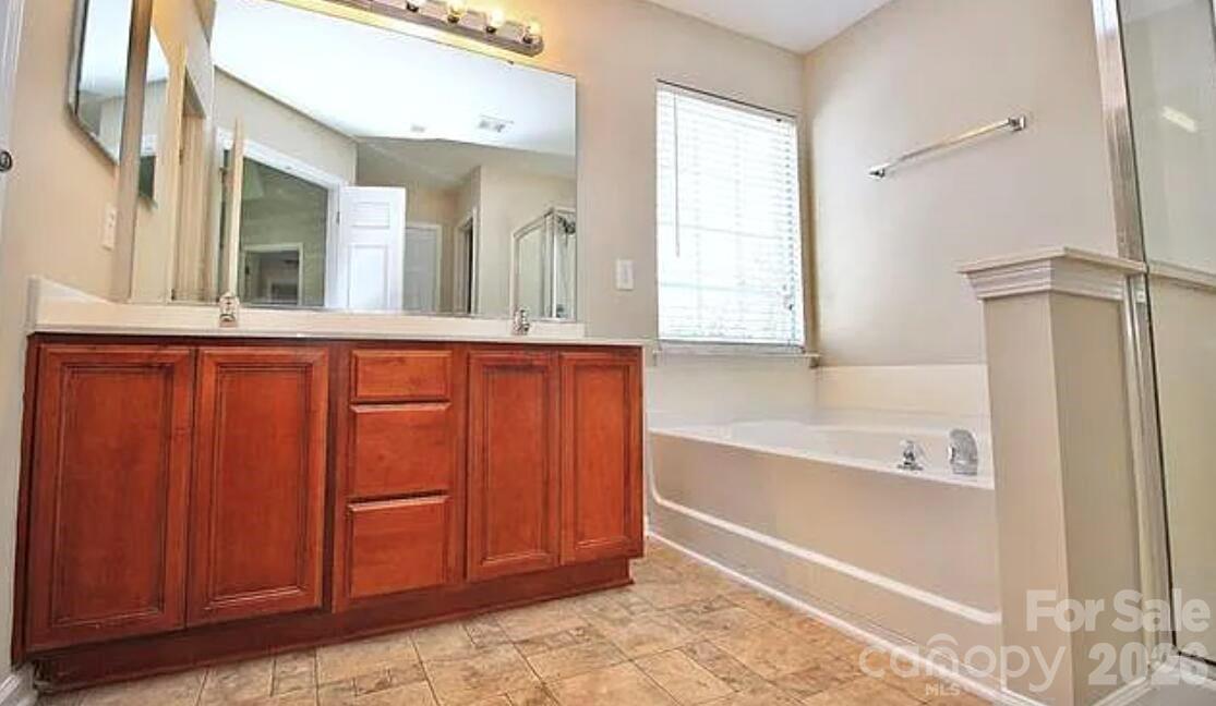 Pointe At Oakdale - Residential