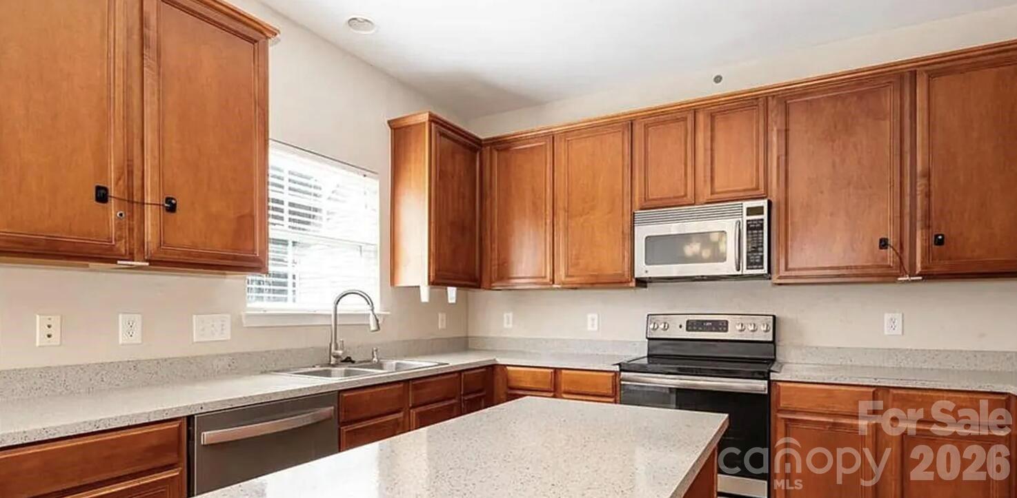 Pointe At Oakdale - Residential