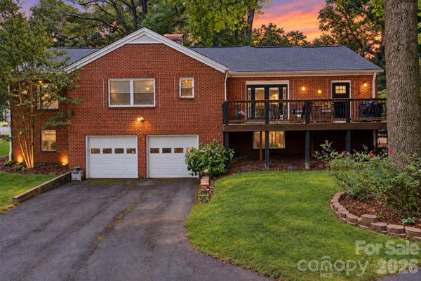 609 1ST AVE N, CONOVER, NC 28613 - Image e1659cded3ee11edfb95d078767db968/924319449