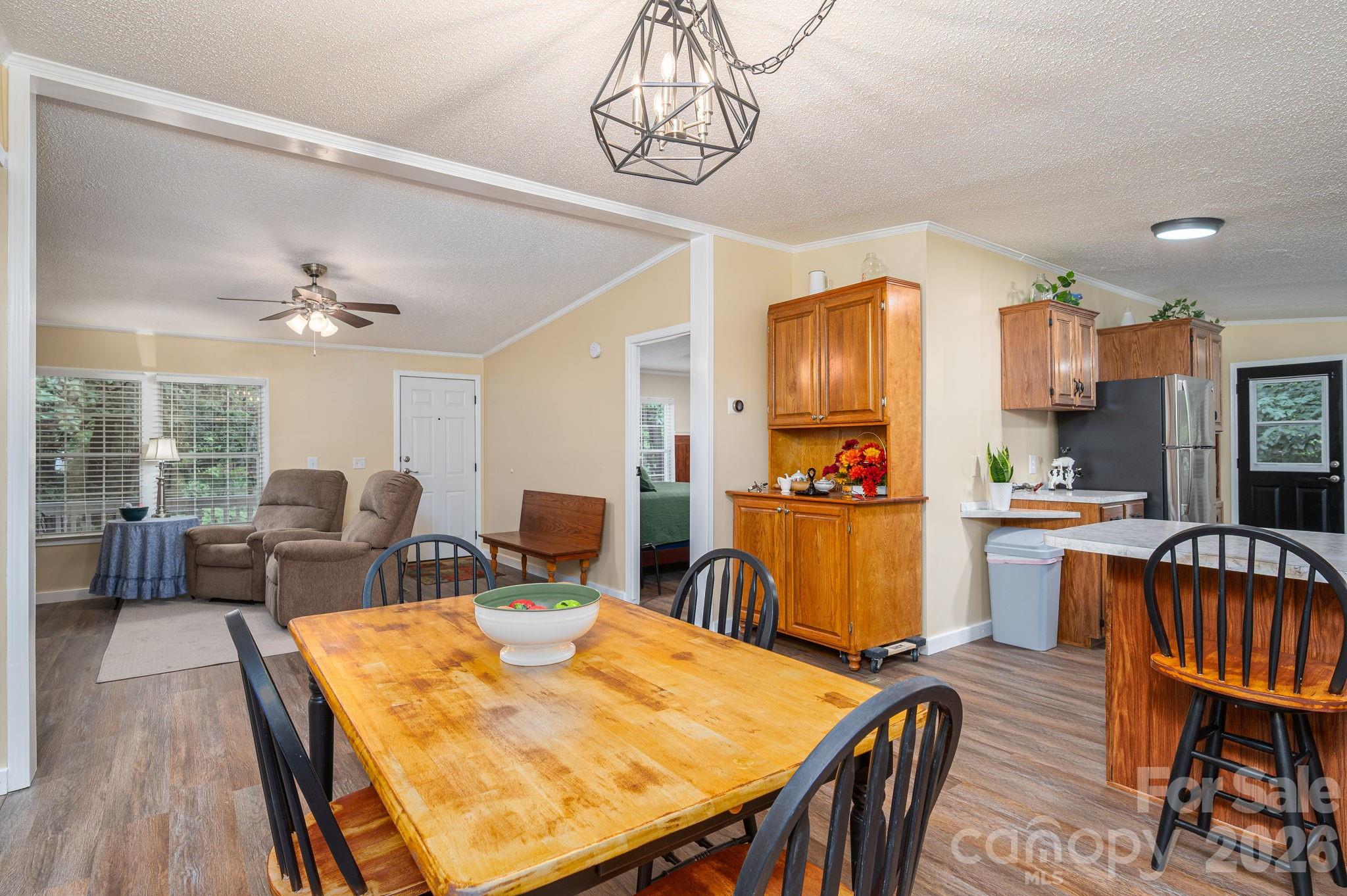 Mount Anderson - Residential