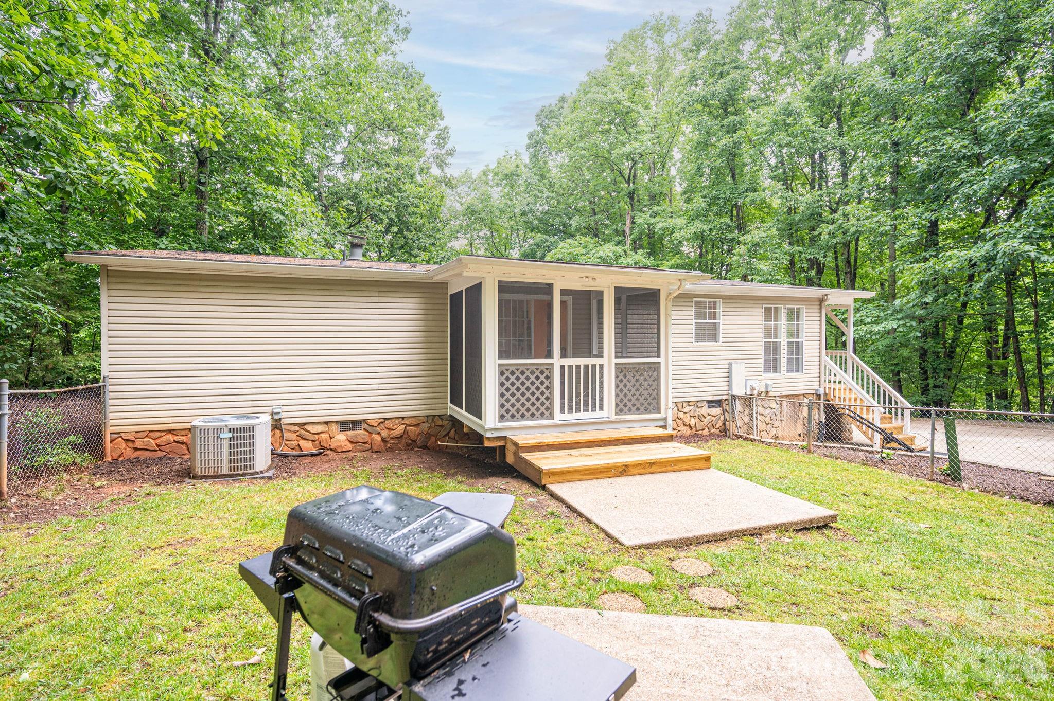 Mount Anderson - Residential