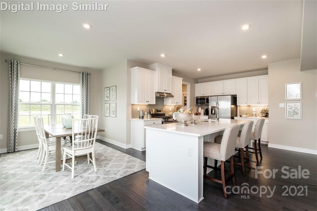 Holcomb Woods - Residential