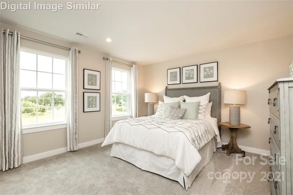 Holcomb Woods - Residential