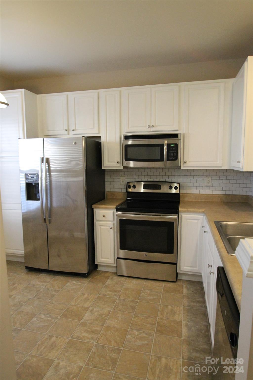 Cascades - Residential Lease