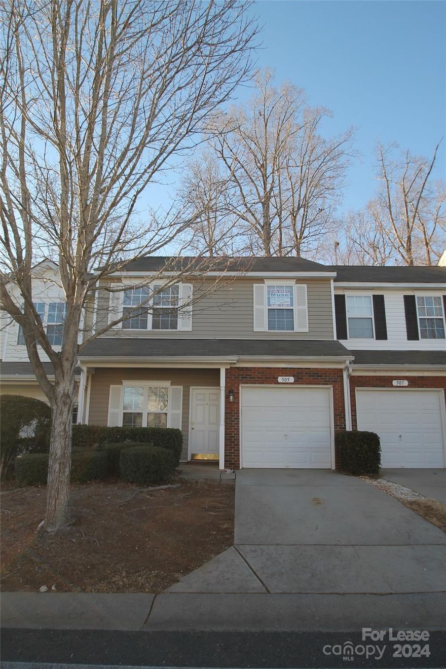 Nice 2 Story Townhome Located in the Cascades off of Hwy 160 in Fort Mill, SC, 3 Bedrooms (Master Located Upstairs), Office/Bonus Area Located on 2nd Level, 3 Full Bathrooms, Eat In Kitchen with Range, Refrigerator, Dishwasher & Microwave. Counter Bar. Open Floor Plan with Dining Area and Living Room Combo. Laundry Room with Washer and Dryer not warrantied. (Located Upstairs), Patio. 1 Car Garage. Single Family Only. Neighborhood also has Community Pool.
Home is currently occupied. Viewing appointments will only be scheduled with approved applicants. Approximate availability date is 5/10/2024. (This date is not guaranteed and subject to change.)