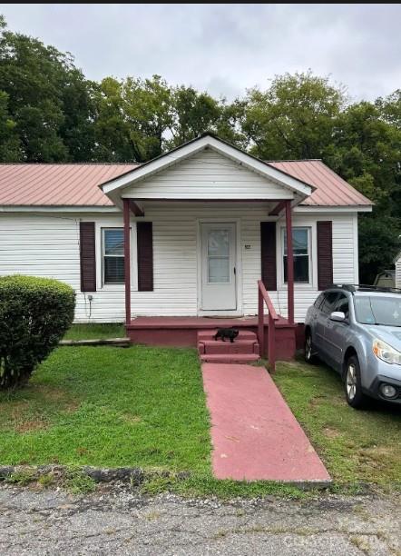 304 and 306 E 1st Street