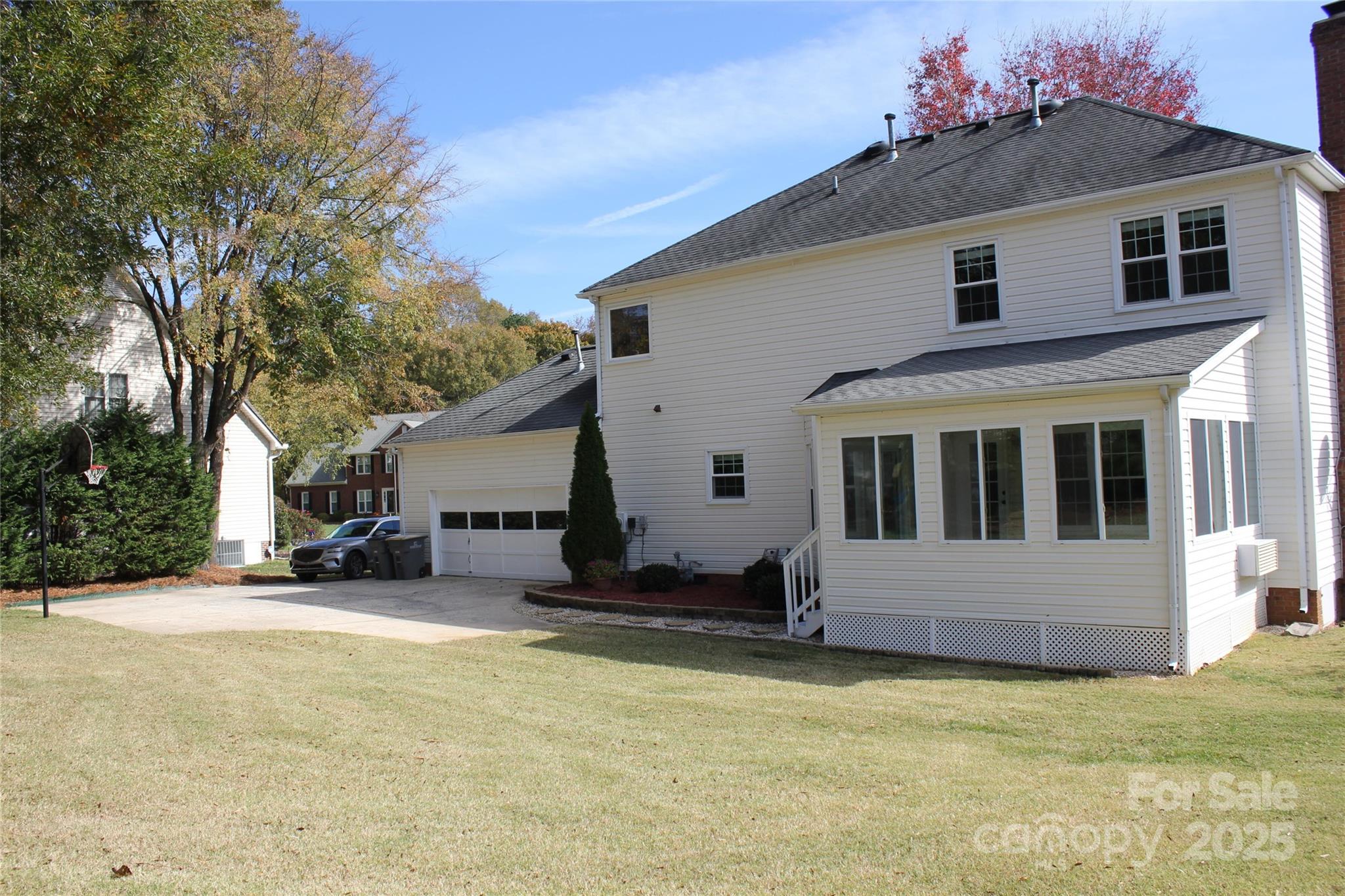 2775 Lamplighter Drive