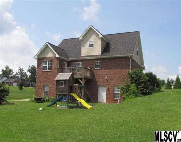 Twin Oaks - Residential