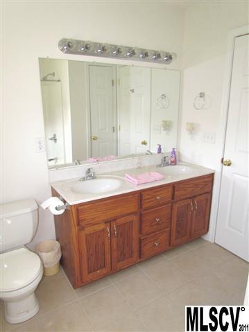 Twin Oaks - Residential