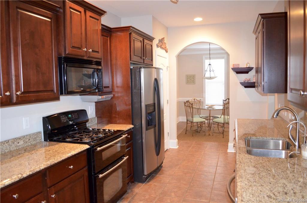 Chestnut Oaks - Residential