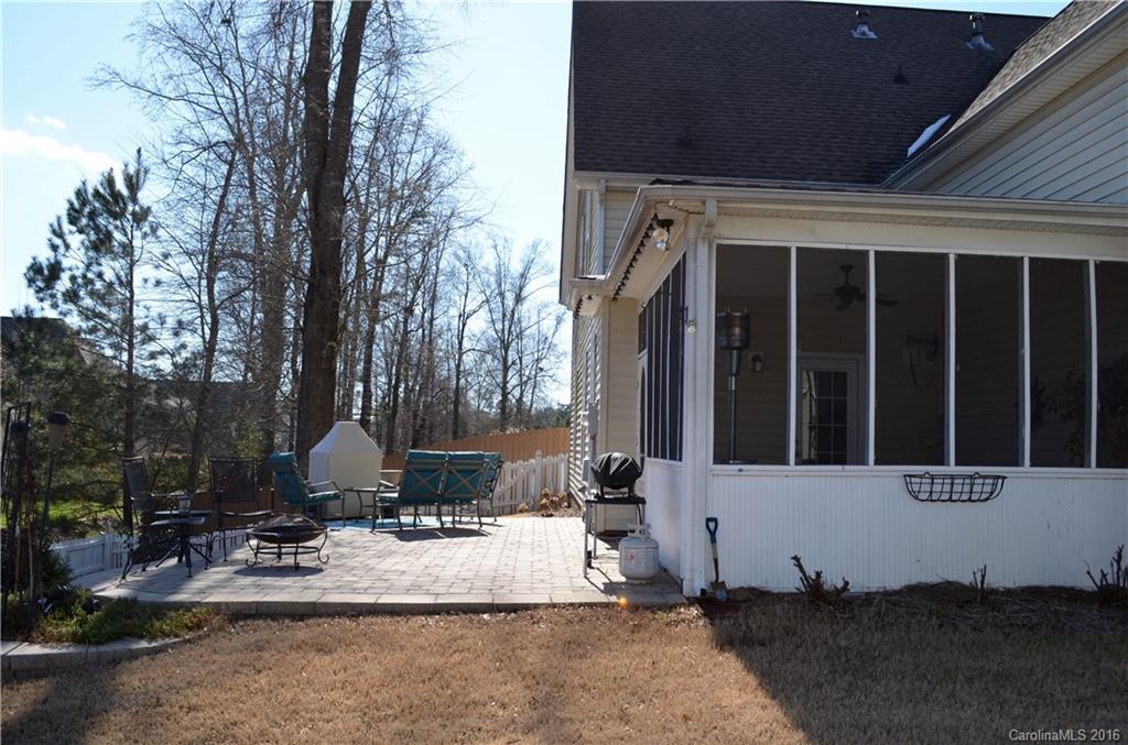 Chestnut Oaks - Residential