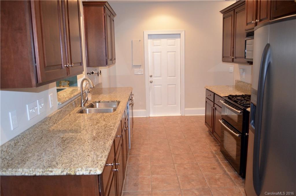 Chestnut Oaks - Residential