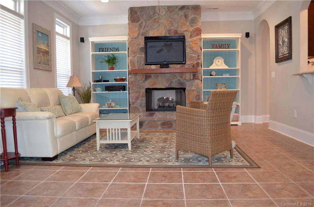 Chestnut Oaks - Residential